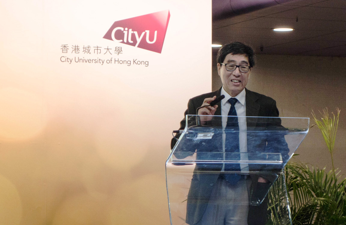 CB faculty members win 2015/2016 Teaching Excellence Awards