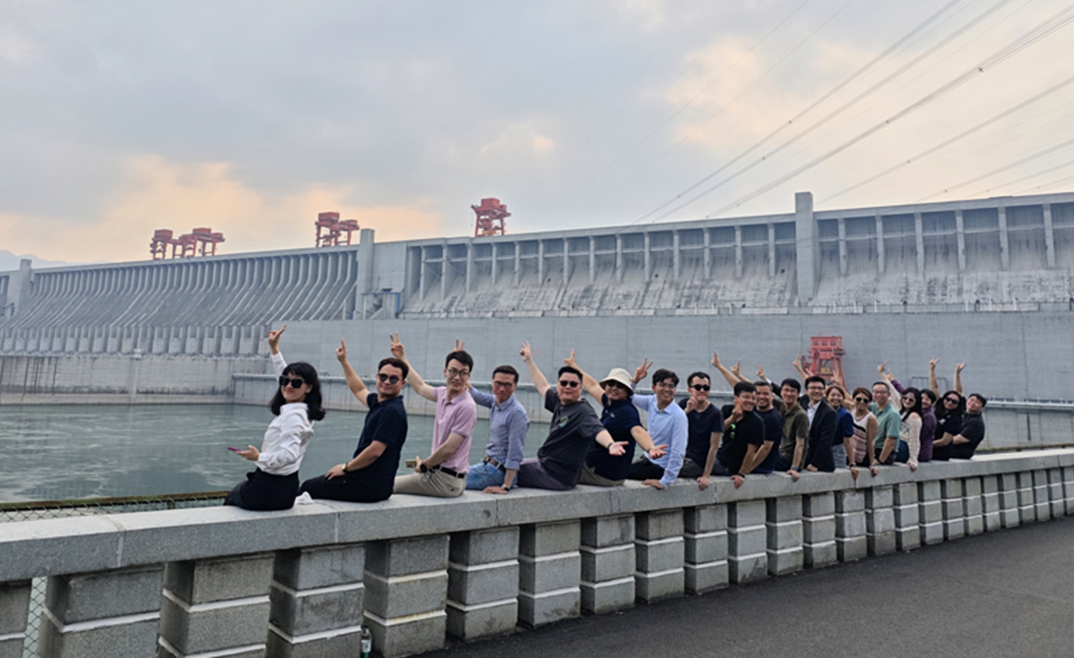 Visit to the 82 platform panorama (82 平台) in the Three Gorges Dam Area 