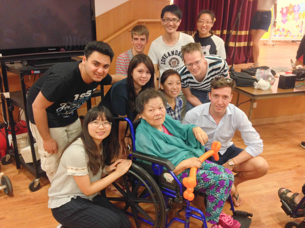 CB exchange students join volunteering services