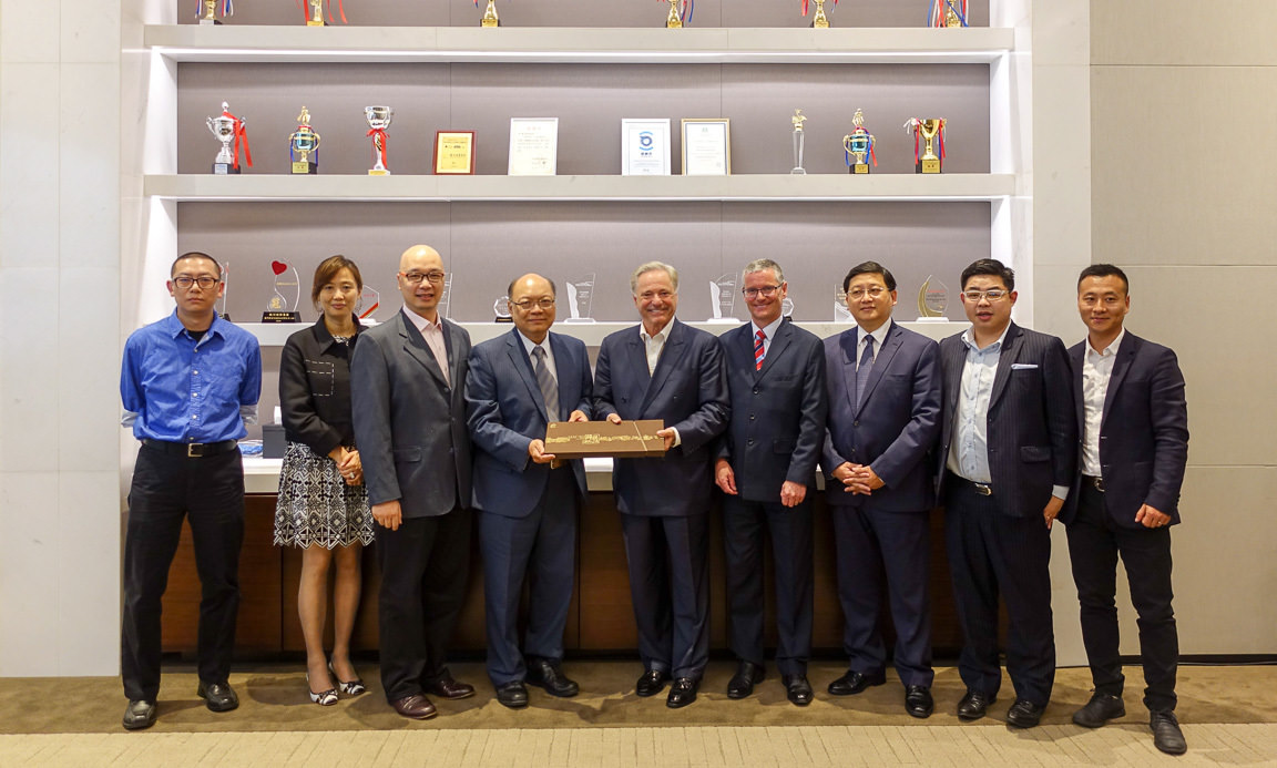 CityU EMBA visits Galaxy Entertainment Group in Macau