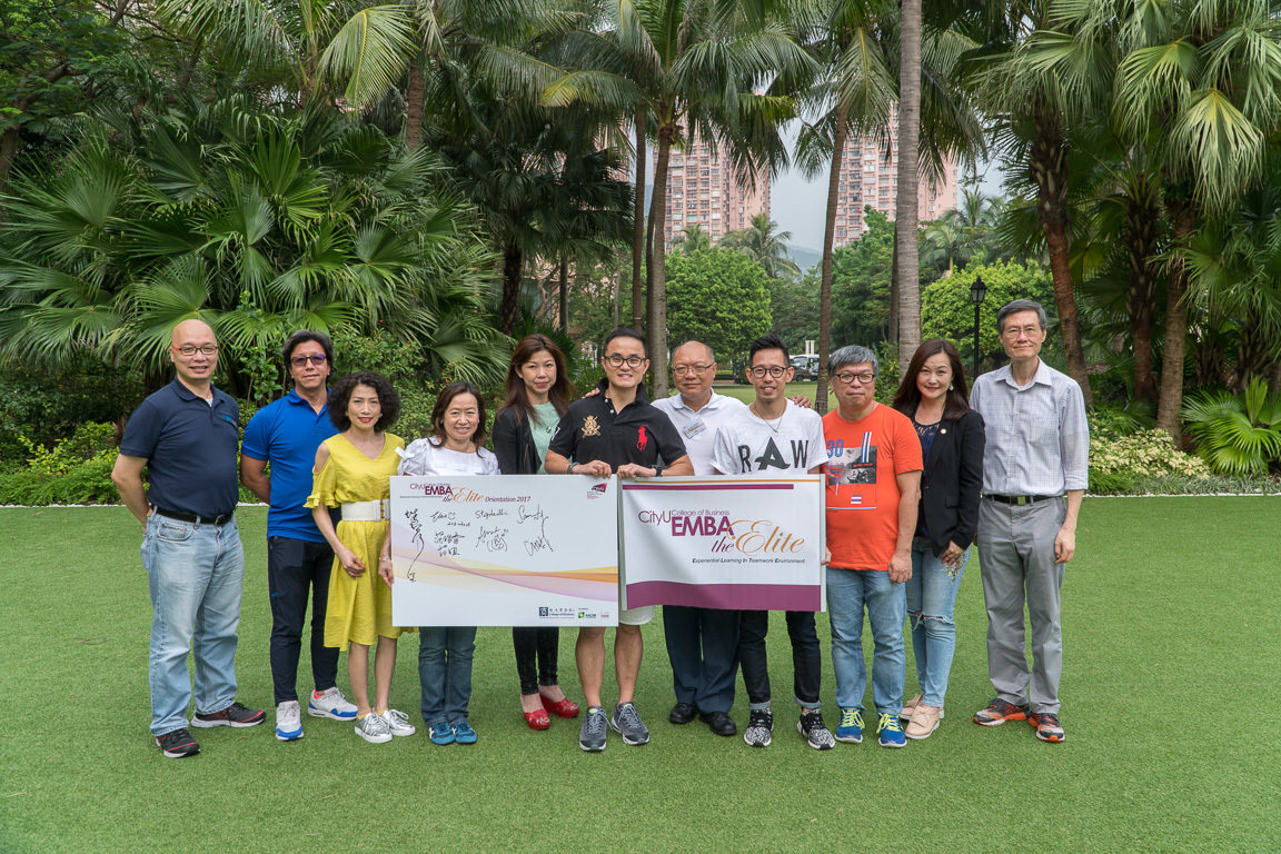 EMBA hosts welcome dinner for new learning partners