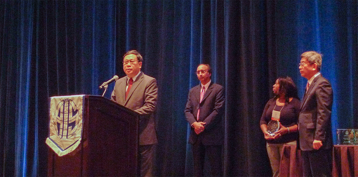 Professor Kwok Kee Wei receives 2015 AIS LEO Award for Lifetime Exceptional Achievement in Information Systems