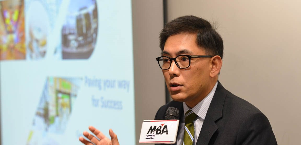Paving your way for success: Mr George Hongchoy meets with MBA students